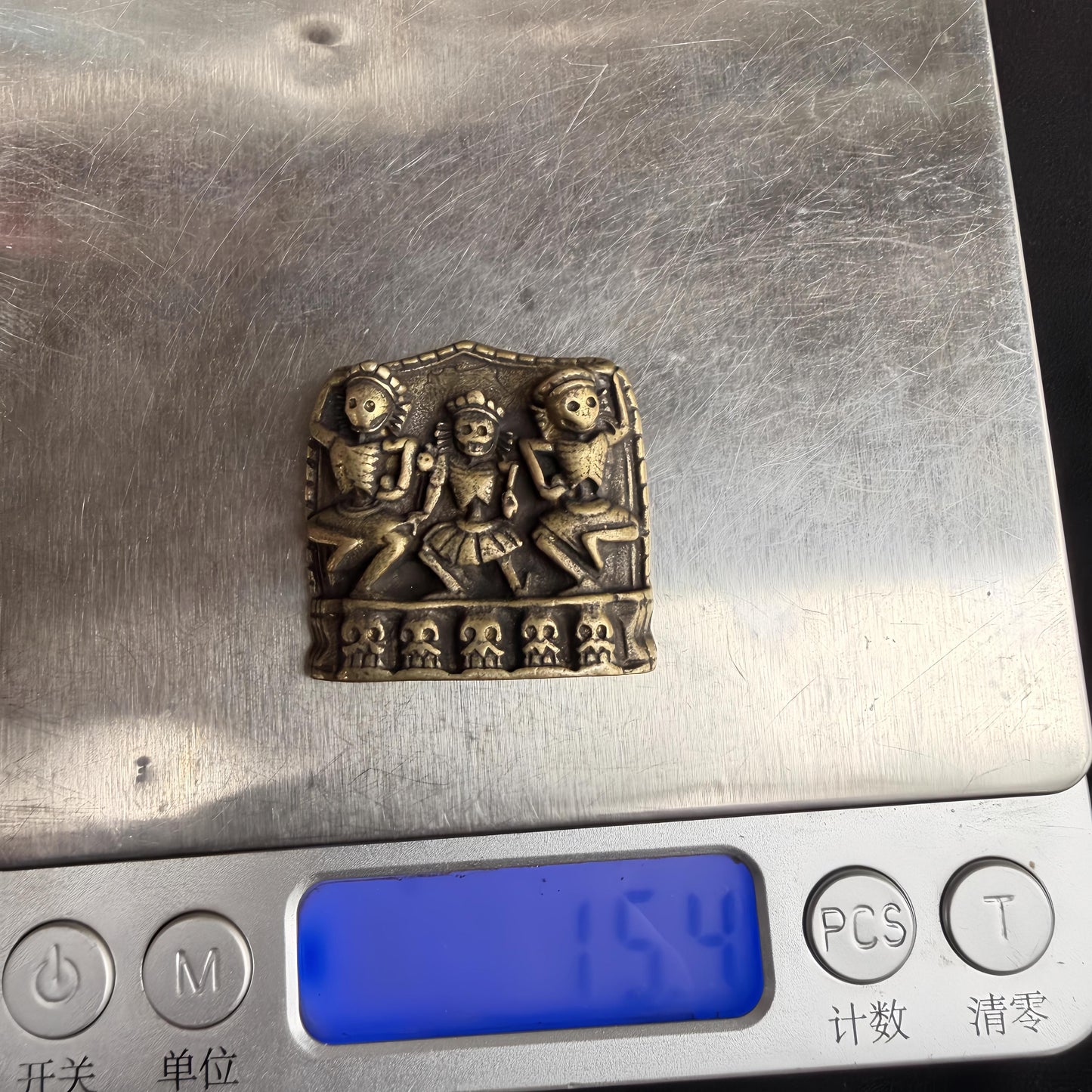 Amuleto de esqueleto tibetano, amuleto Citipati de latón macizo, colgante Memento Mori, arte budista